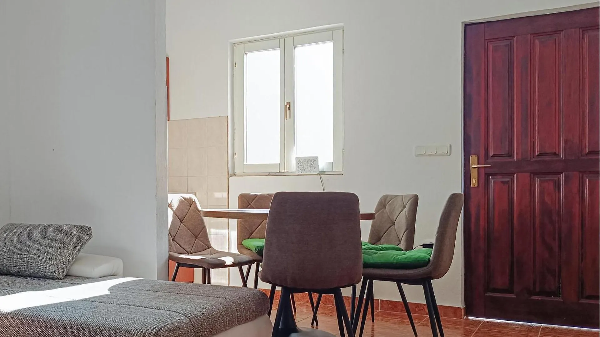 Cozy Apartment In Gornji Karin With Wifi 0*,
