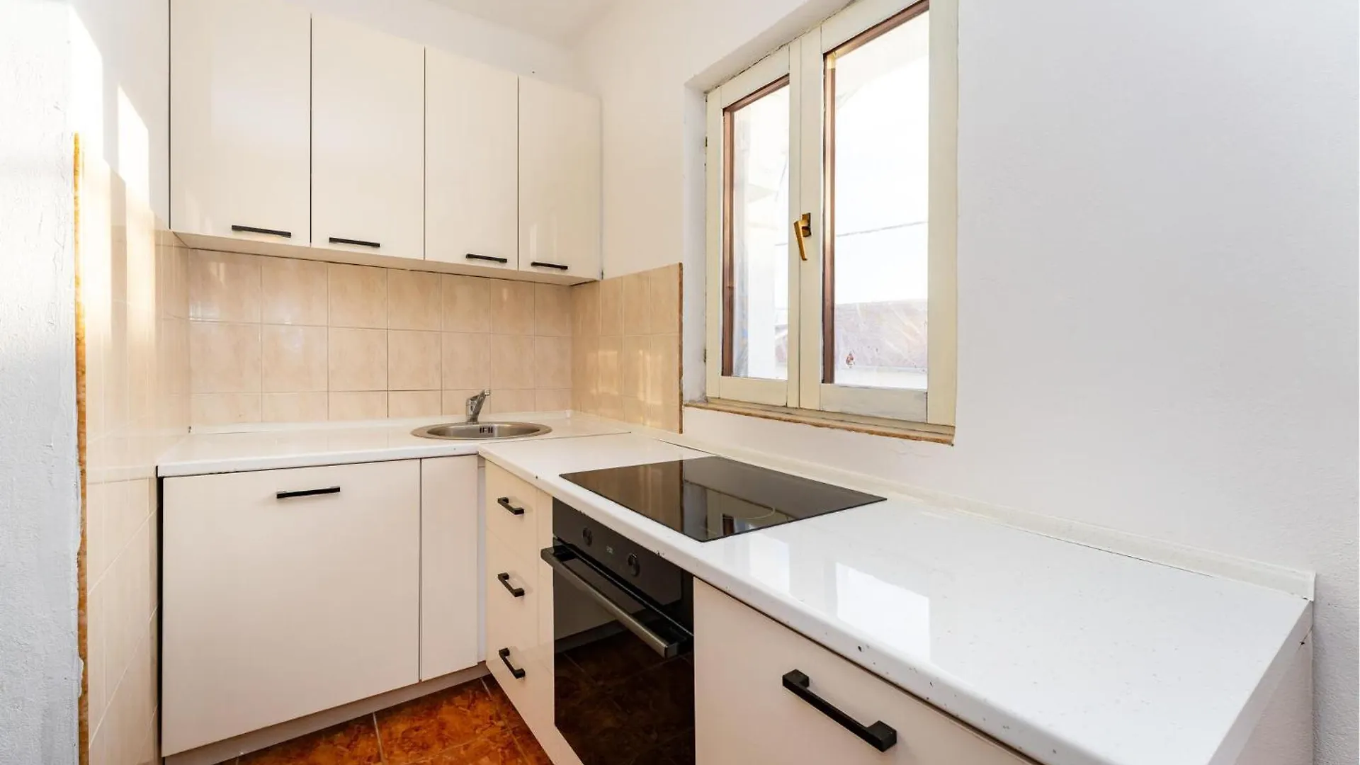 Cozy Apartment In Gornji Karin With Wifi